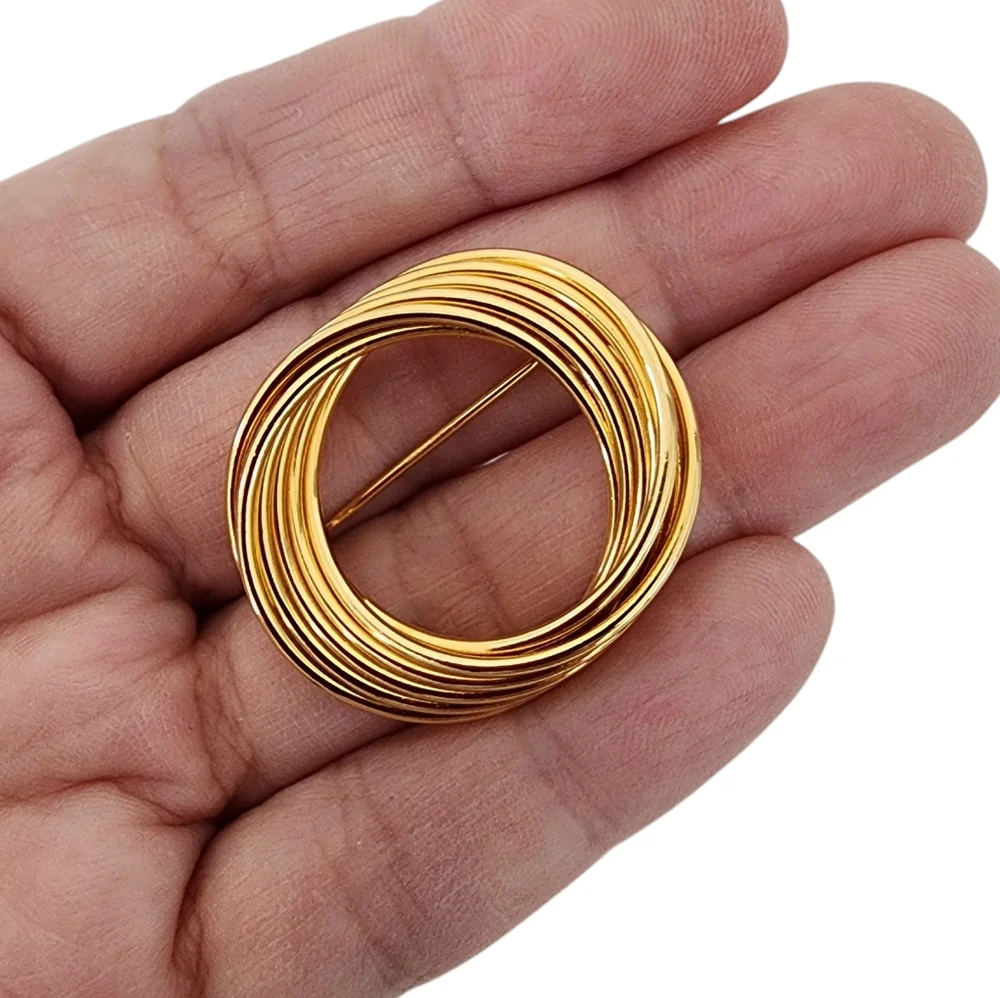 Napier Vintage Brooch Pin circle brooch gold tone